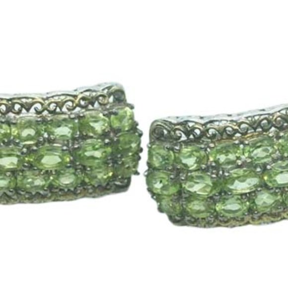 Peridot Earrings in Platinum Overlay S. S. - Picture 2 of 3